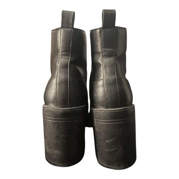 Forever 21 Laced Heel Combat Boots - Picture 2 of 3